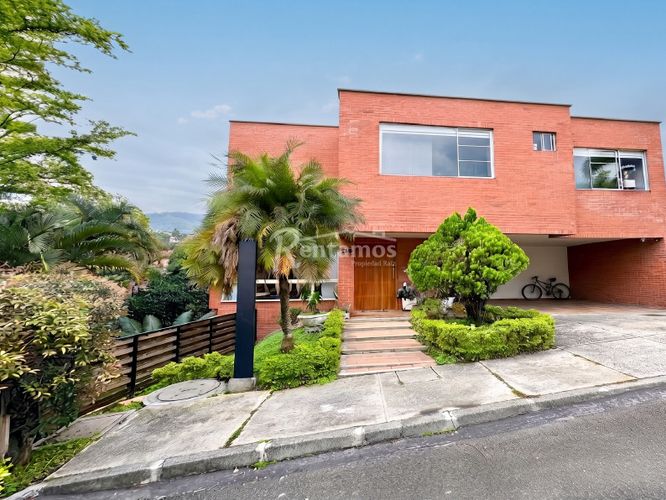 Casa de 4 alcobas en venta en Bosques De Zuñiga, Medellín, 400 m² · foto 20 de 20