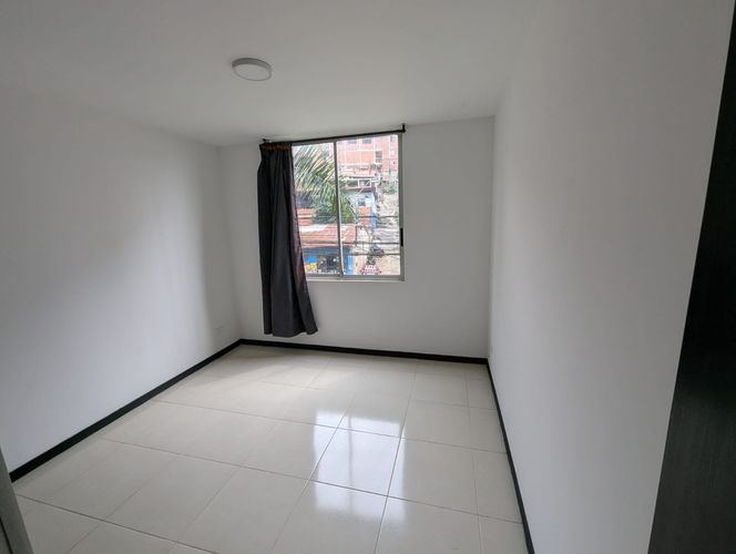 Apartamento de 3 alcobas en venta en El Bosque, Cali, 82 m² · foto 11 de 24