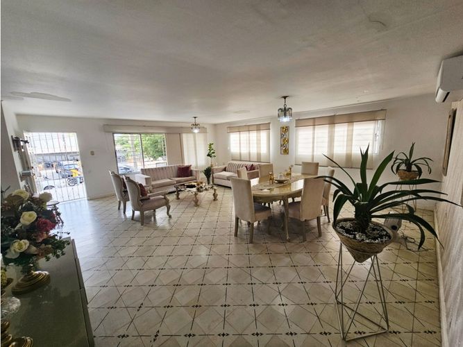 Casa de 4 alcobas en arriendo en Ciudad Jardin, Barranquilla, 220 m² · foto 4 de 19