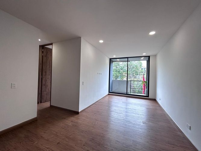 Apartamento de 2 alcobas en venta en Chicó Navarra, Bogotá, 70 m² · foto 4 de 14