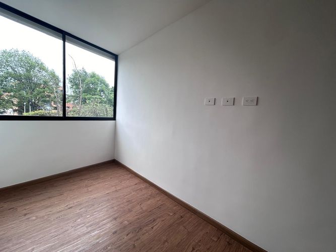 Apartamento de 2 alcobas en venta en Chicó Navarra, Bogotá, 70 m² · foto 8 de 14