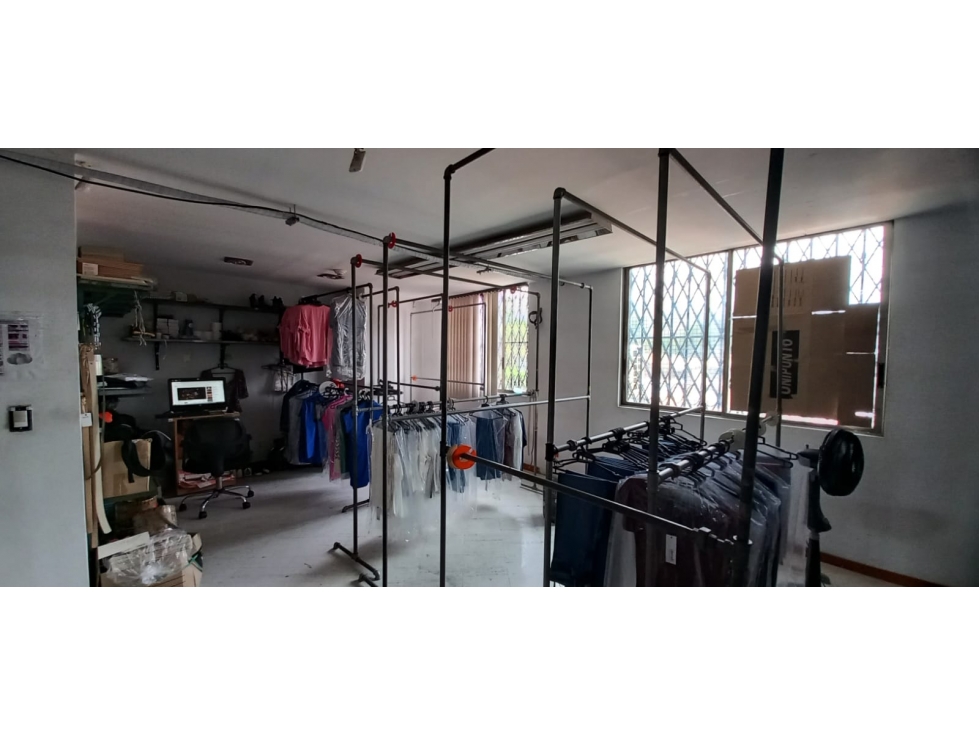 Edificio en venta en Los Libertadores, Cali, 577 m² · foto 13 de 17