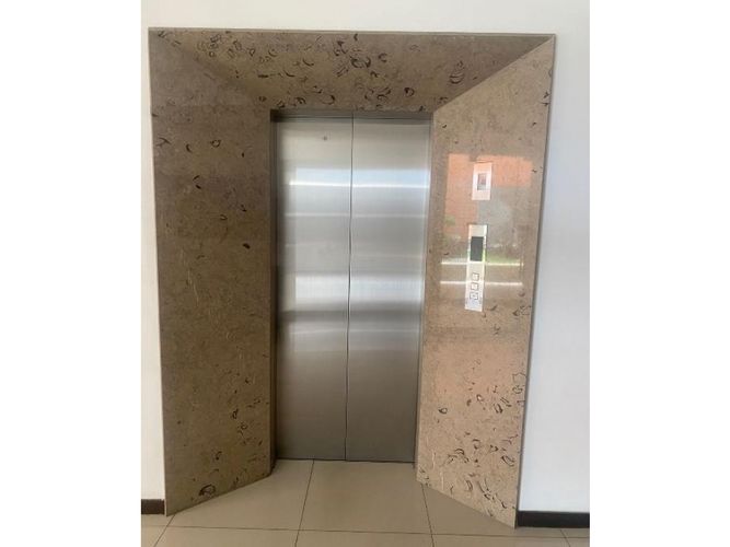 Edificio en venta en Acopi, Yumbo, 903 m² · foto 4 de 19