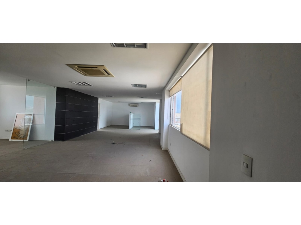 Edificio en venta en Acopi, Yumbo, 903 m² · foto 12 de 19