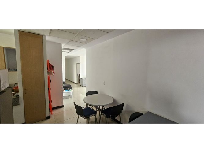 Edificio en venta en Acopi, Yumbo, 903 m² · foto 17 de 19
