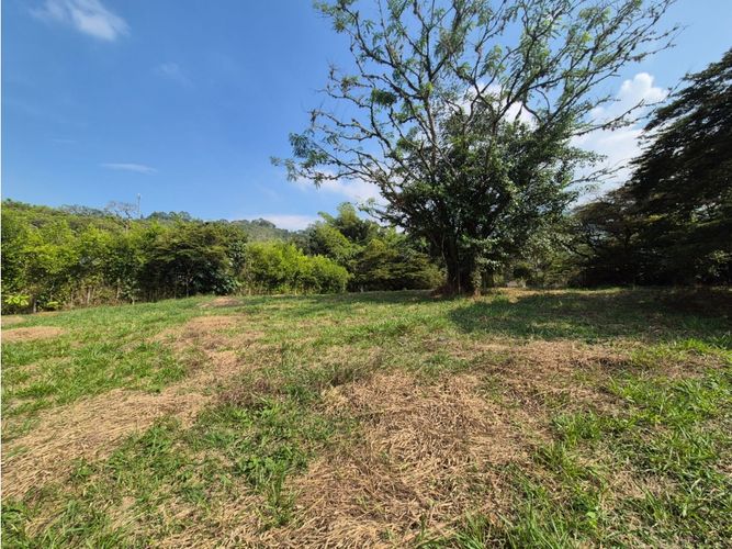 Lote en venta en Pance, Cali, 1902 m² · foto 5 de 19
