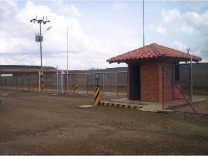 Lote en venta en Arroyohondo, Yumbo, 8000 m² · foto 4 de 6