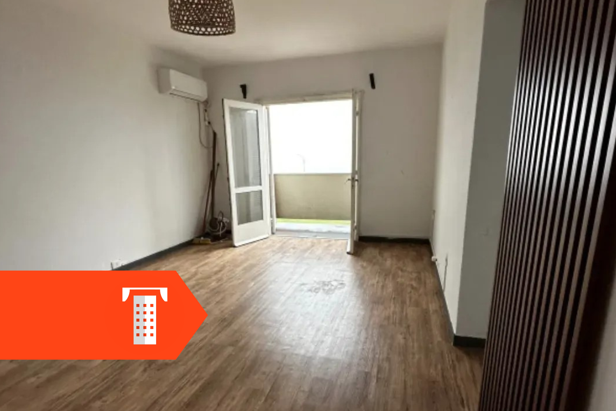 Alquiler Apartamento 2 Dormitorios Frente A La Rambla Ciudad Vieja - RH-14915