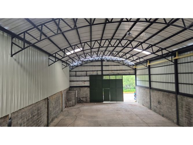 Bodega en arriendo en Arroyohondo, Yumbo, 2500 m² · foto 4 de 10