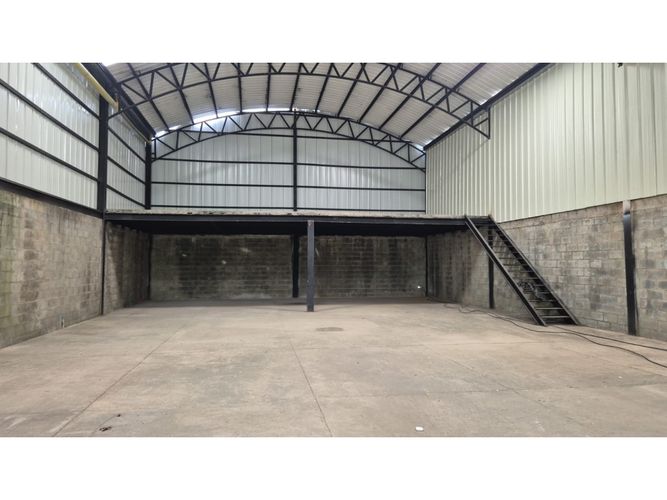 Bodega en arriendo en Arroyohondo, Yumbo, 2500 m² · foto 5 de 10
