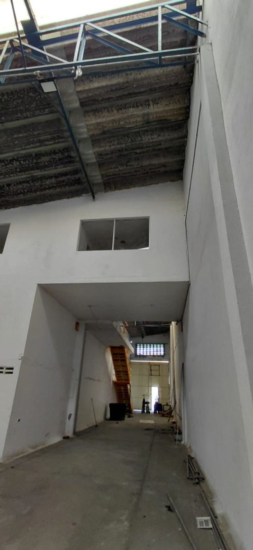 Bodega en arriendo en El Carmen, Barranquilla, 886 m² · foto 5 de 8
