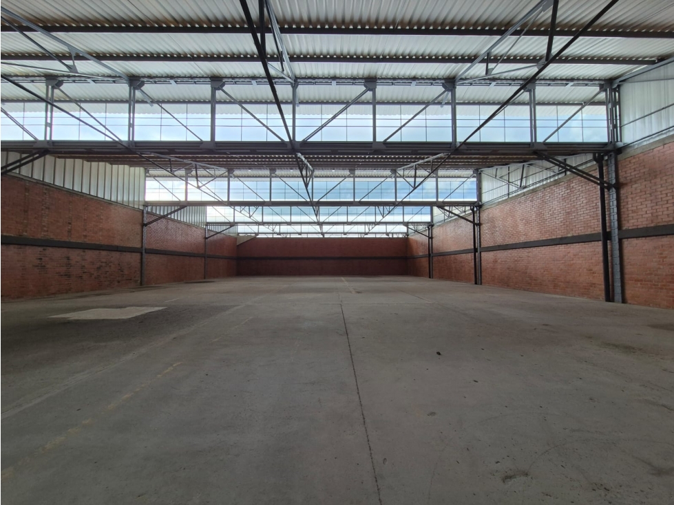 Bodega en arriendo en Llano Grande, Palmira, 1250 m² · foto 4 de 10