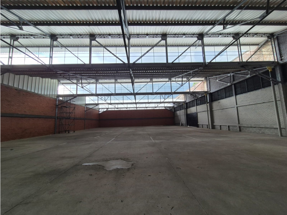 Bodega en arriendo en Llano Grande, Palmira, 1250 m² · foto 7 de 10