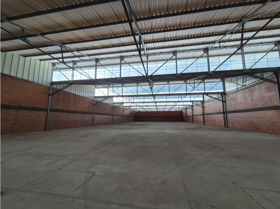 Bodega en arriendo en Llano Grande, Palmira, 1250 m² · foto 8 de 10