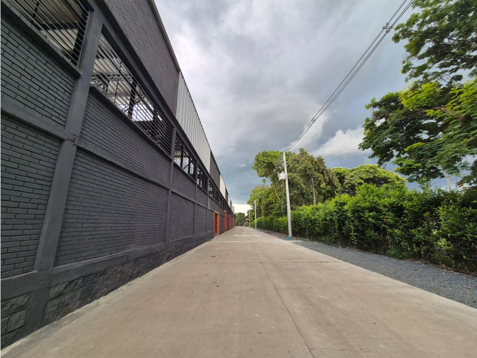 Bodega en arriendo en Llano Grande, Palmira, 1250 m² · foto 10 de 10