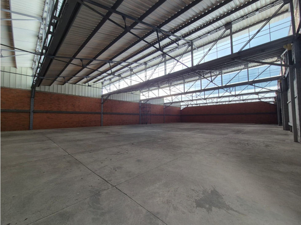 Bodega en arriendo en Llano Grande, Palmira, 1500 m² · foto 12 de 16