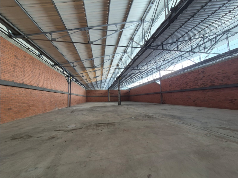 Bodega en arriendo en Bosques De Morelia, Palmira, 2000 m² · foto 8 de 18