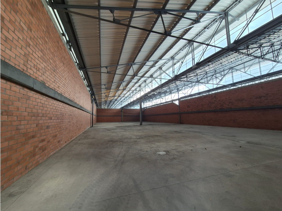 Bodega en arriendo en Bosques De Morelia, Palmira, 2000 m² · foto 10 de 18