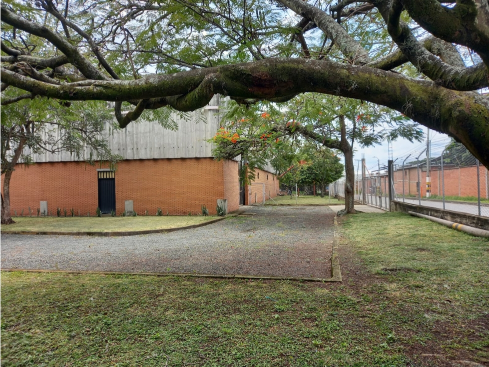 Bodega en venta en Arroyohondo, Yumbo, 3970 m² · foto 3 de 24