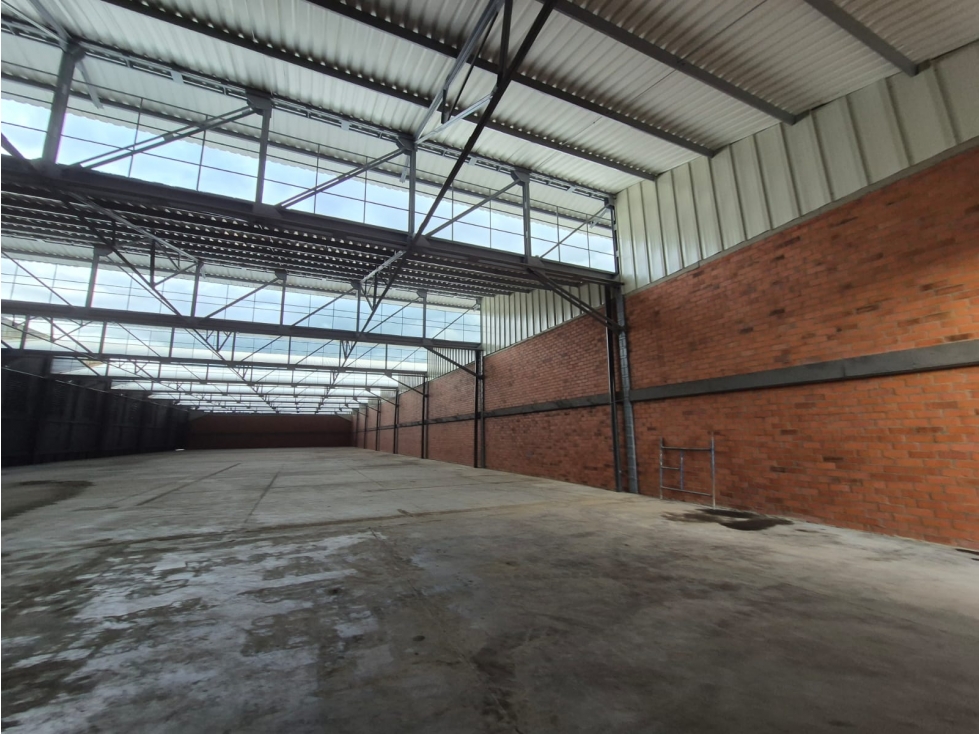 Bodega en arriendo en Llano Grande, Palmira, 2250 m² · foto 8 de 9