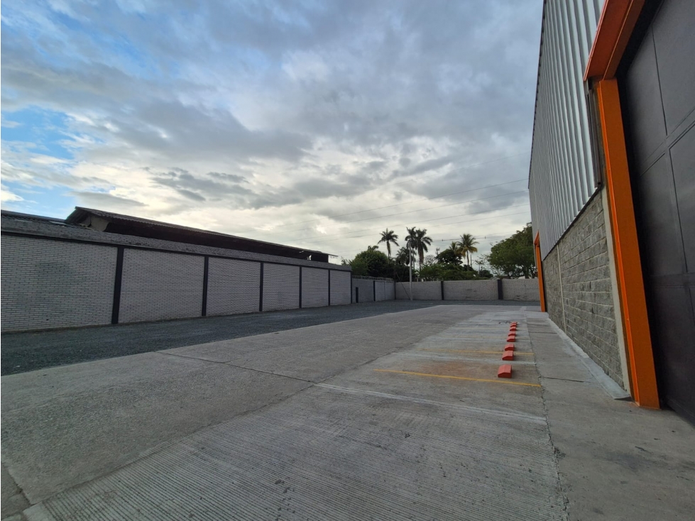 Bodega en arriendo en Llano Grande, Palmira, 2250 m² · foto 9 de 9