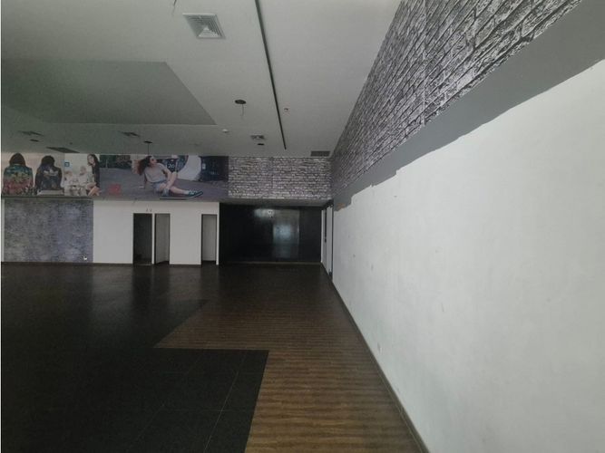 Local en venta en Manzanares, Cali, 260 m² · foto 13 de 18