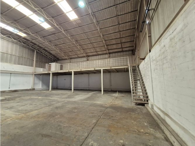 Bodega en arriendo en Arroyohondo, Yumbo, 570 m² · foto 6 de 12