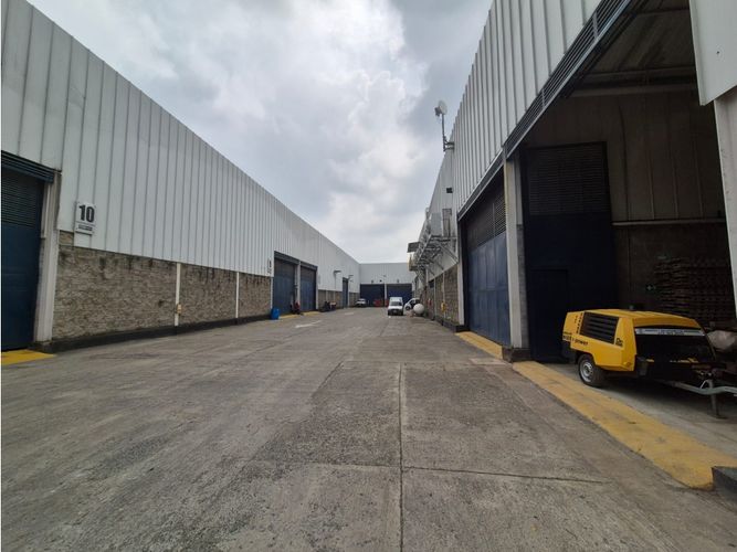 Bodega en arriendo en Arroyohondo, Yumbo, 570 m² · foto 10 de 12