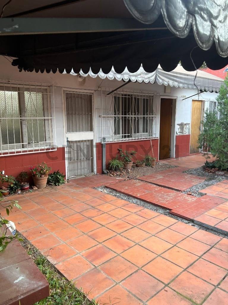 Venta de Casa en Los Laureles, Asunción — foto 3