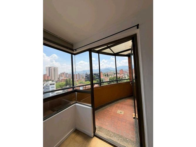 Apartaestudio en venta en Los Pinos, Medellín, 39 m² · foto 6 de 22