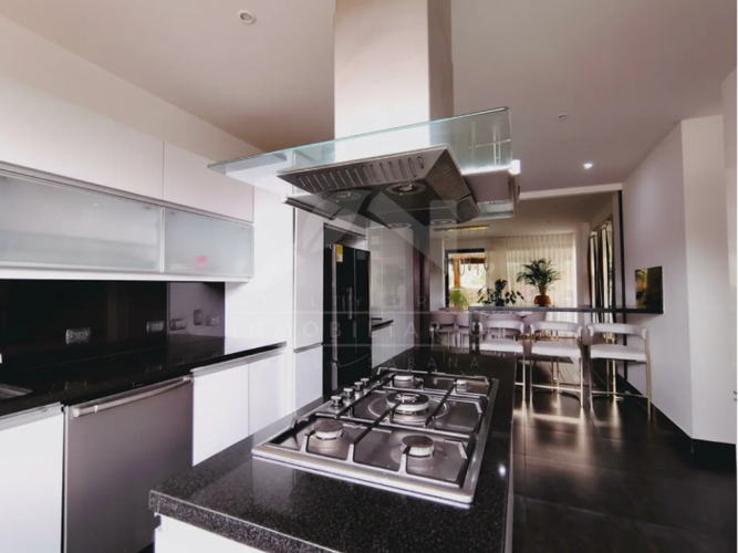 Casa de 5 alcobas en venta en Aposentos, Sopó, 400 m² · foto 8 de 24