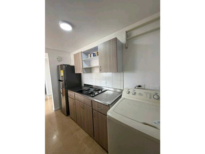 Apartaestudio en venta en Los Pinos, Medellín, 39 m² · foto 10 de 22