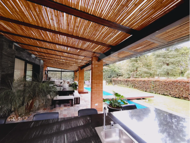 Casa de 5 alcobas en venta en Aposentos, Sopó, 400 m² · foto 12 de 24