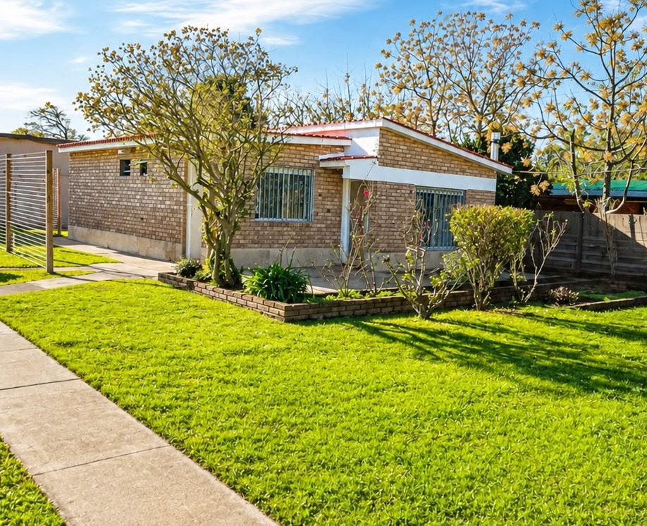 Casa en Alquiler! 2 Dormitorios San Jose De Carrasco Sur