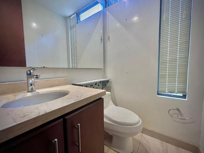 Casa de 3 alcobas en venta en Bosque De Pinos, Bogotá, 213 m² · foto 9 de 24