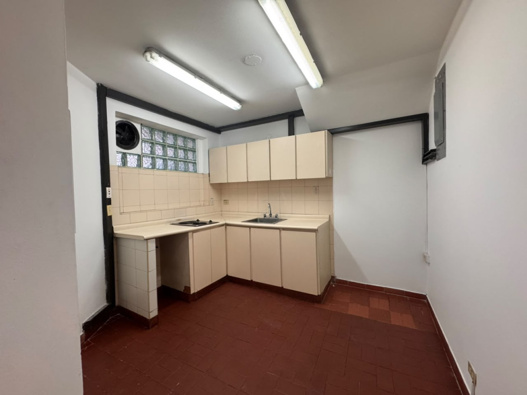 Casa en arriendo en Chapinero Alto, Bogotá · foto 8 de 24