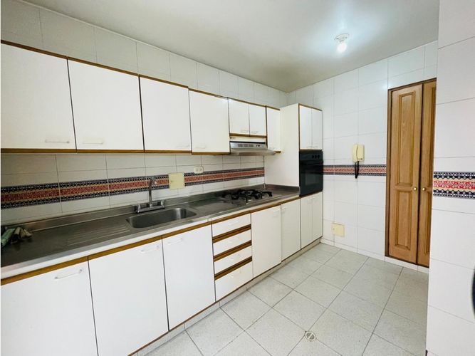 Casa en venta en Ferrocaja Fontibon, Bogotá · foto 9 de 24