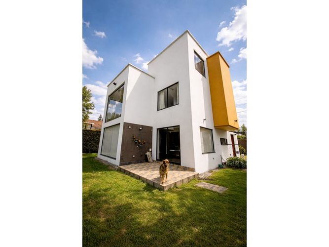 Casa de 4 alcobas en venta en Parcelas, Cota, 270 m² · foto 16 de 16