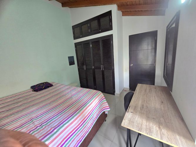 Casa de 3 alcobas en venta en Loma De Los Bernal, Medellín, 152 m² · foto 14 de 20