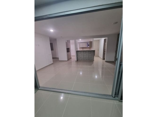Apartamento de 3 alcobas en venta en Alfaguara, Jamundí, 119 m² · foto 4 de 17