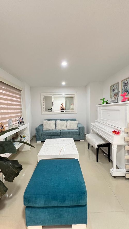 Casa de 6 alcobas en venta en Lagos Del Cacique, Bucaramanga, 450 m² · foto 10 de 16