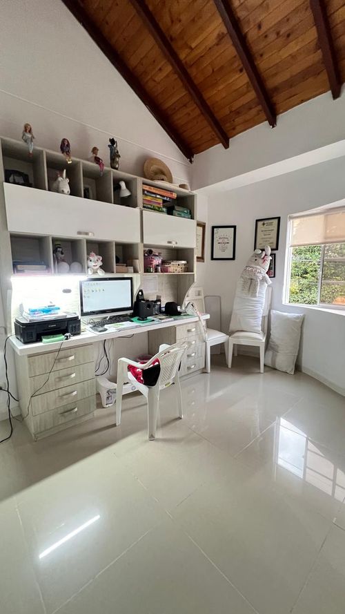 Casa de 6 alcobas en venta en Lagos Del Cacique, Bucaramanga, 450 m² · foto 11 de 16