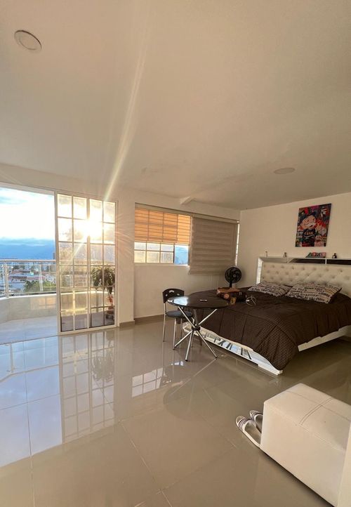 Casa de 6 alcobas en venta en Lagos Del Cacique, Bucaramanga, 450 m² · foto 13 de 16