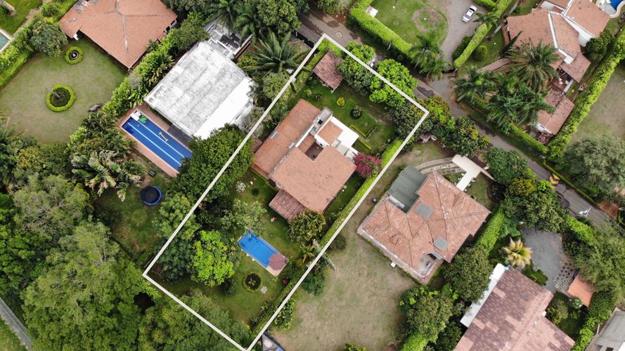 Casa de 5 alcobas en venta en La Morada, Jamundí, 1500 m² · foto 4 de 19
