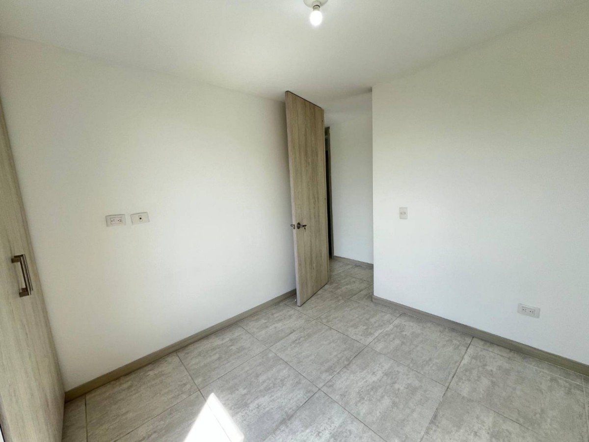 Apartamento en venta en Maraya, Pereira · foto 7 de 17