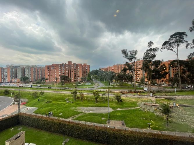 Apartamento en venta en Ciudad Salitre, Bogotá · foto 8 de 24