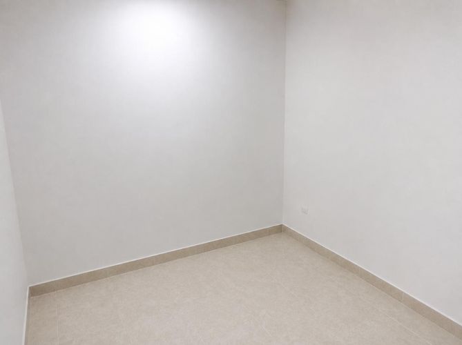 Edificio en venta en Paso Del Comercio, Cali, 210 m² · foto 2 de 15