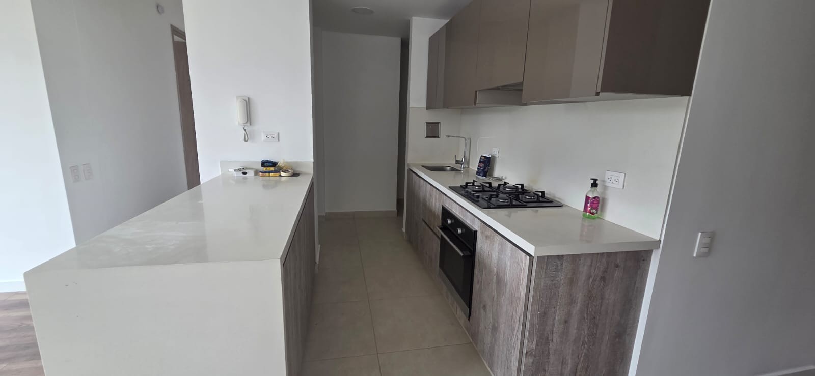 Apartamento en venta en Ciudad Salitre, Bogotá · foto 2 de 24