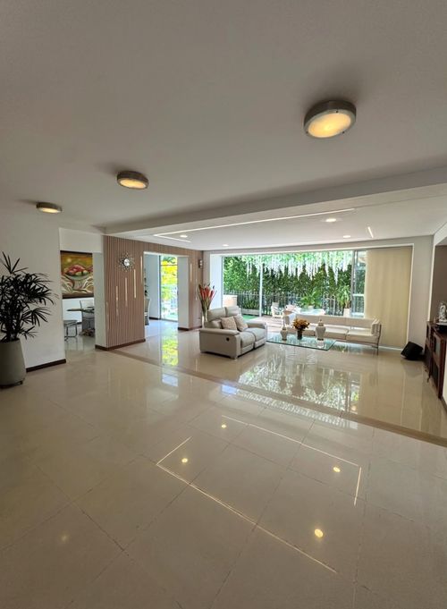 Casa de 5 alcobas en venta en Pance, Cali, 450 m² · foto 1 de 24