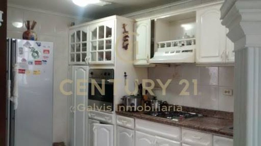Casa de 3 alcobas en venta en Altos De Villa Codem, Villavicencio, 400 m² · foto 6 de 9